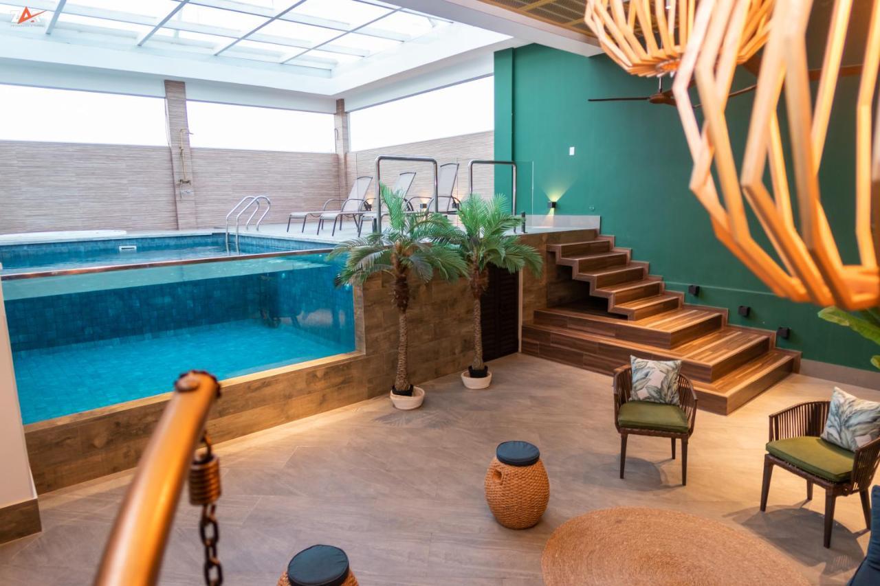 Nova Hotel Сиудад дел Есте Екстериор снимка